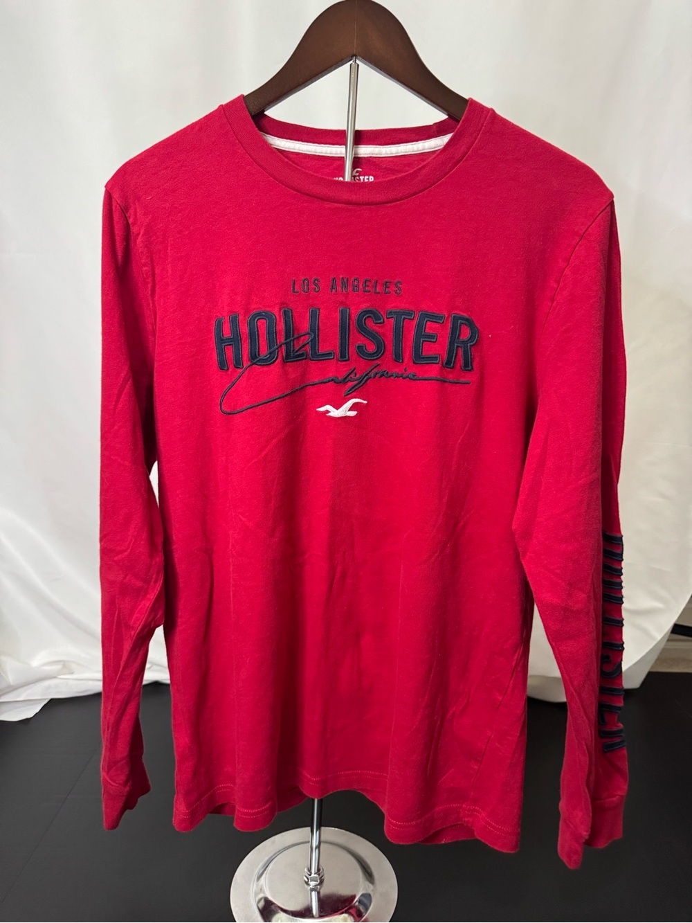 Hollister Men's Long Sleeve Bright Red with raised Navy Details Mens medium